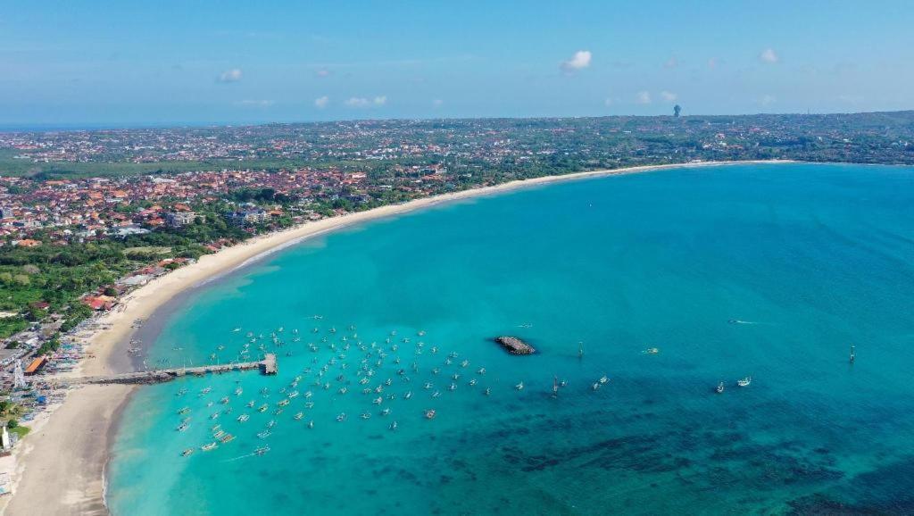Bali Mega Hotel Джимбаран Екстер'єр фото
