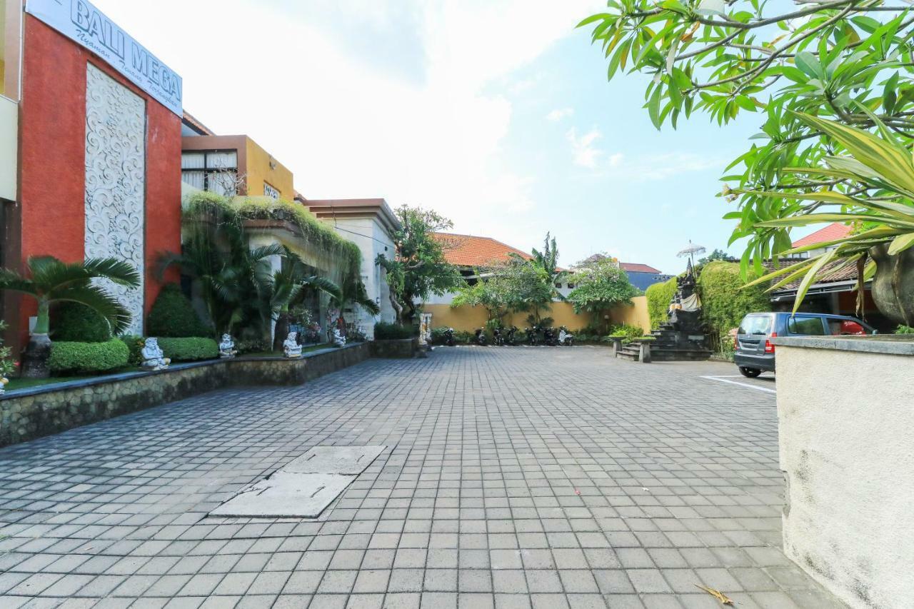 Bali Mega Hotel Джимбаран Екстер'єр фото