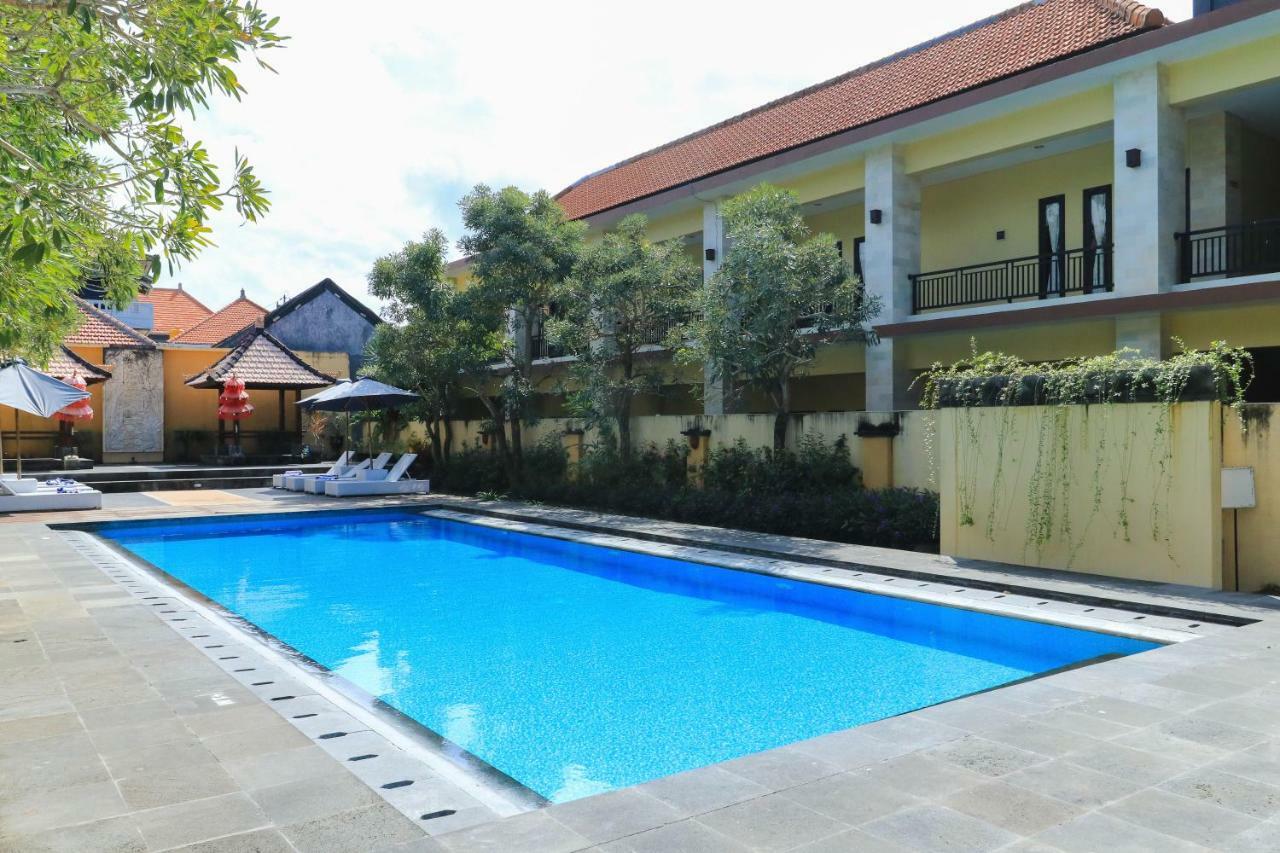 Bali Mega Hotel Джимбаран Екстер'єр фото