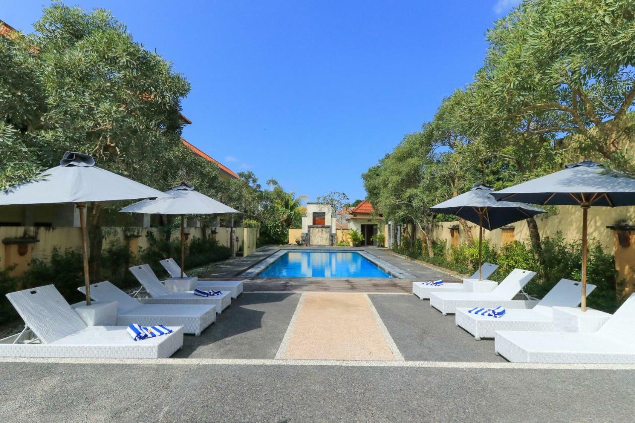 Bali Mega Hotel Джимбаран Екстер'єр фото